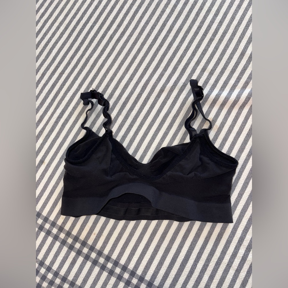 Skims Loungewear Bundle L - Picture 10 of 10
